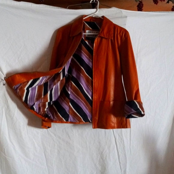 Wilson's PELLE STUDIO - Picture 2 of 3